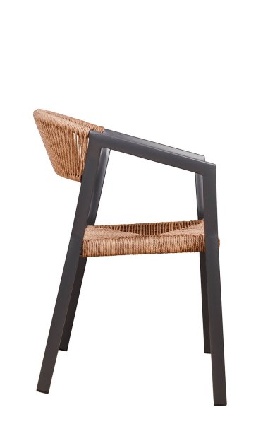 Seitliche Ansicht des Outdoorstuhls Sponto-X Natur mit schräger Armlehne und wetterfestem Gestell