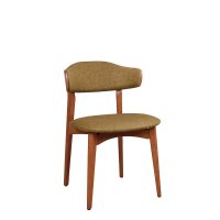 Gepolsterter Holzstuhl Kani-2P für Gastronomie – Vorderansicht Gepolsterter Holzstuhl Kani-2P für Gastronomie – Vorderansicht