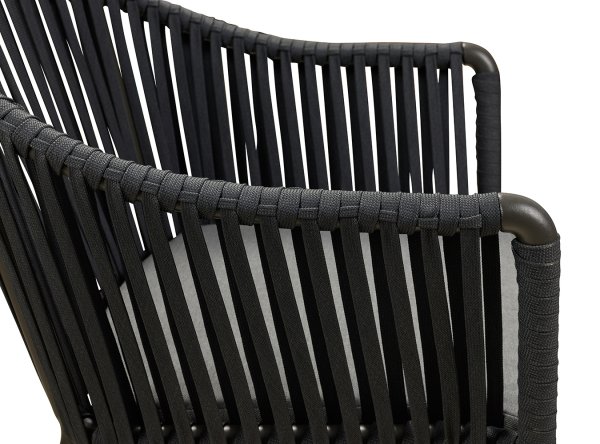 Terrassenstuhl Ramila-48 Dark Grey mit beigem Aluminiumgestell und Textilen-Rücken, stapelbar und wetterfest für Gastronomie Detailansicht Geflecht