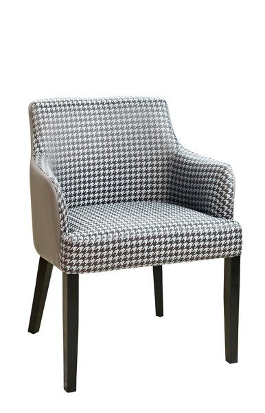 Beizton: Schwarz/Bezug: Kaiman-494 (außen),Cassio-14 (innen)