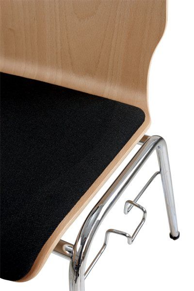 Konferenzstuhl Eruno-320 mit Sitzpolster, verchromtem Metallgestell, stapelbar Detailasnicht Sitzfläche