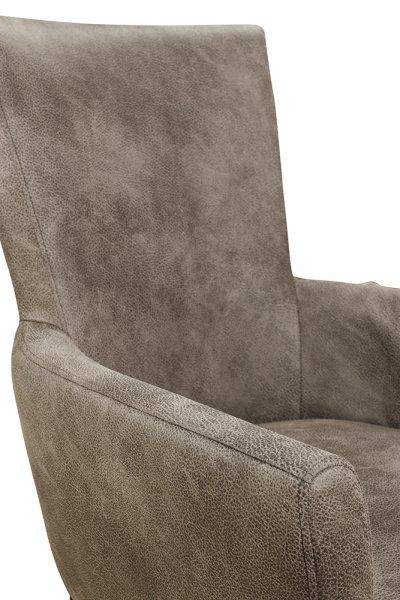 Anwendungsbeispiel / Beizton: Wenge / Bezug: Hunt-105