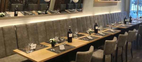 Bakino mit Bank Q-103/Foto: Puccini, Zug (CH)