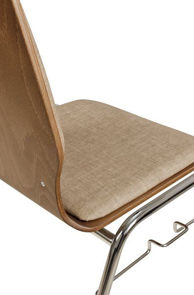 Beizton: Nougat/Bezug: Lintex Umber-416 (auf Anfrage)Konferenzstuhl Eruno-220 mit Sitz und Rückenpolster, verchromtem Metallgestell, stapelbar Detailansicht Sitzfläche