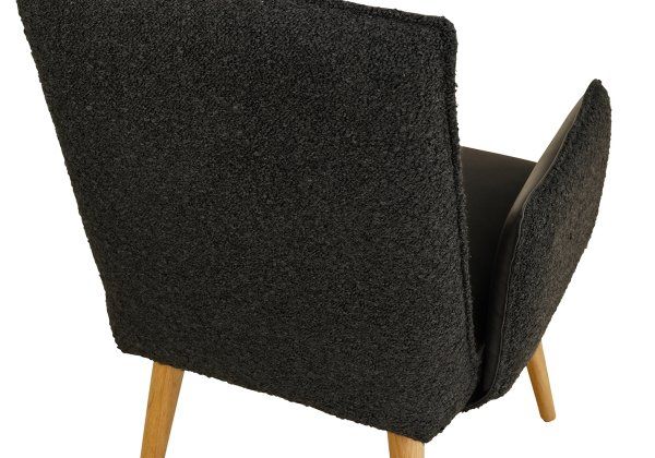 Gestell: Eichenholz │ Bezug (innen): A1987 │ Bezug (außen): Antelao-421